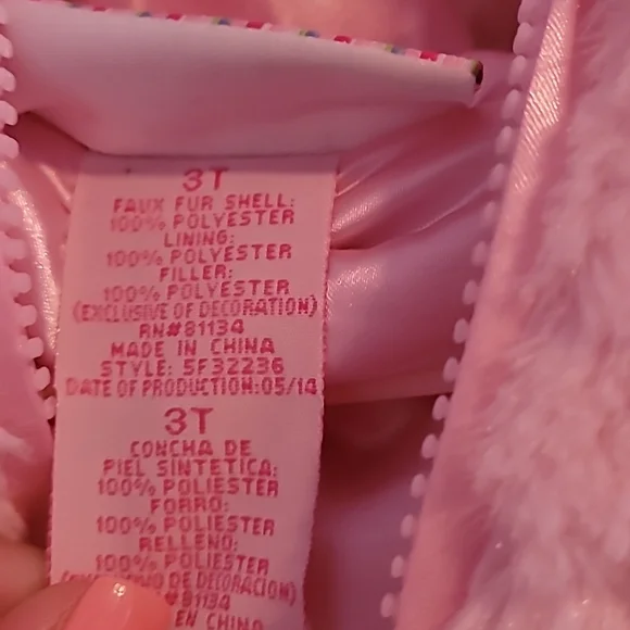 Adorable 3t fuzzy pink jacket - Picture 2 of 3